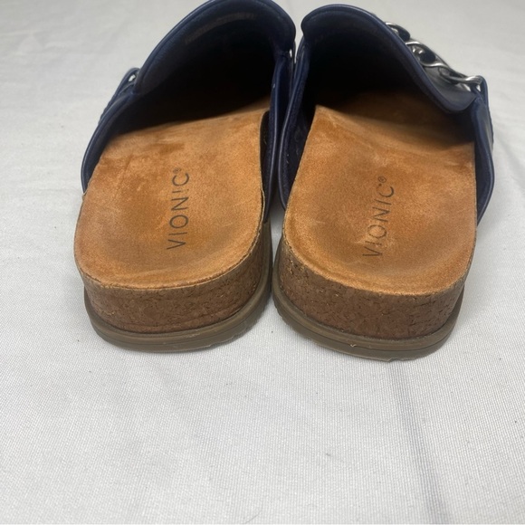Vionic Georgie Comfort Slip-On Orthotic Chain Detail Leather Mule Navy Blue 8 - Picture 8 of 9